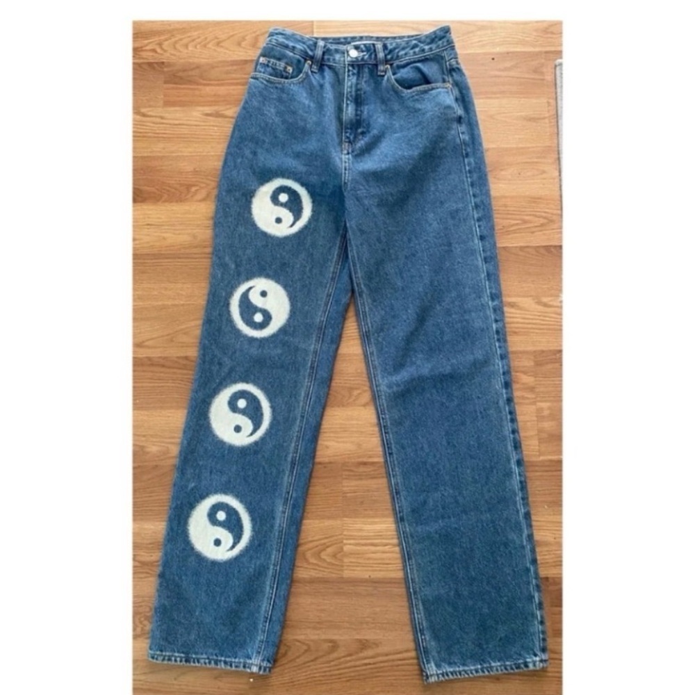 PACSUN Yin Yang 90’s Boyfriend Jeans - Picture 4 of 8